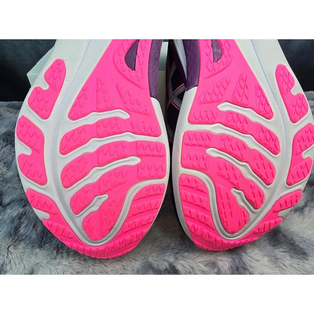 EUC ASICS Gel-Kayano 30 Black Pink Running Shoes Women 11 Wide 1012B503